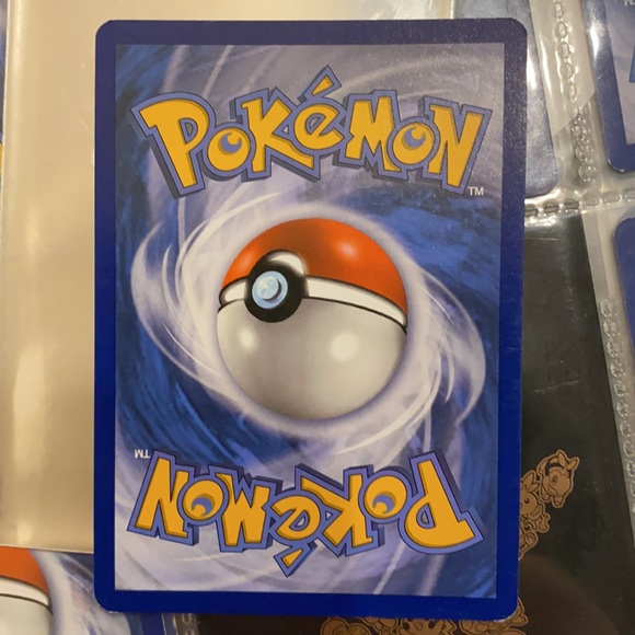 2016 Yveltal RC16/RC32 Pokemon Card - Picture 2 of 2